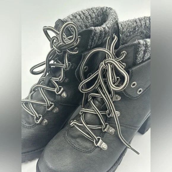 Unionbay Women's Dark Gray & Heather 7.5 Lugg Sole Boots Moto Lace Ankle Booties - Picture 4 of 11